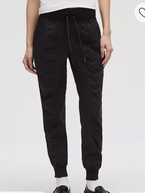Lululemon Dance Studio Mid-Rise Jogger
Full Length Black Women Sz 14